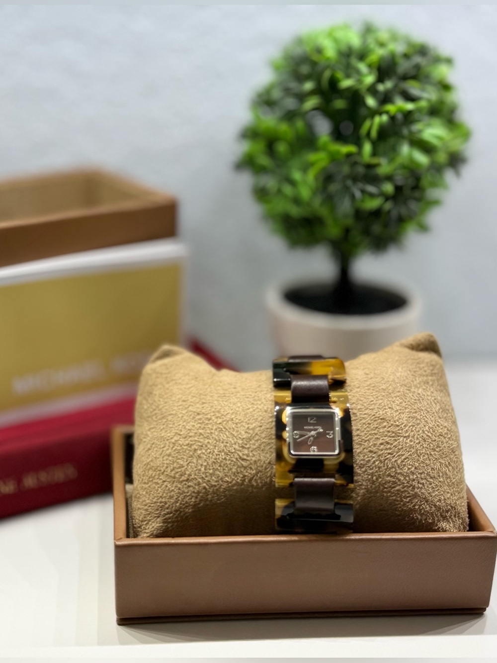 Michael Kors MK-4072 Tortoise Shell Link Watch